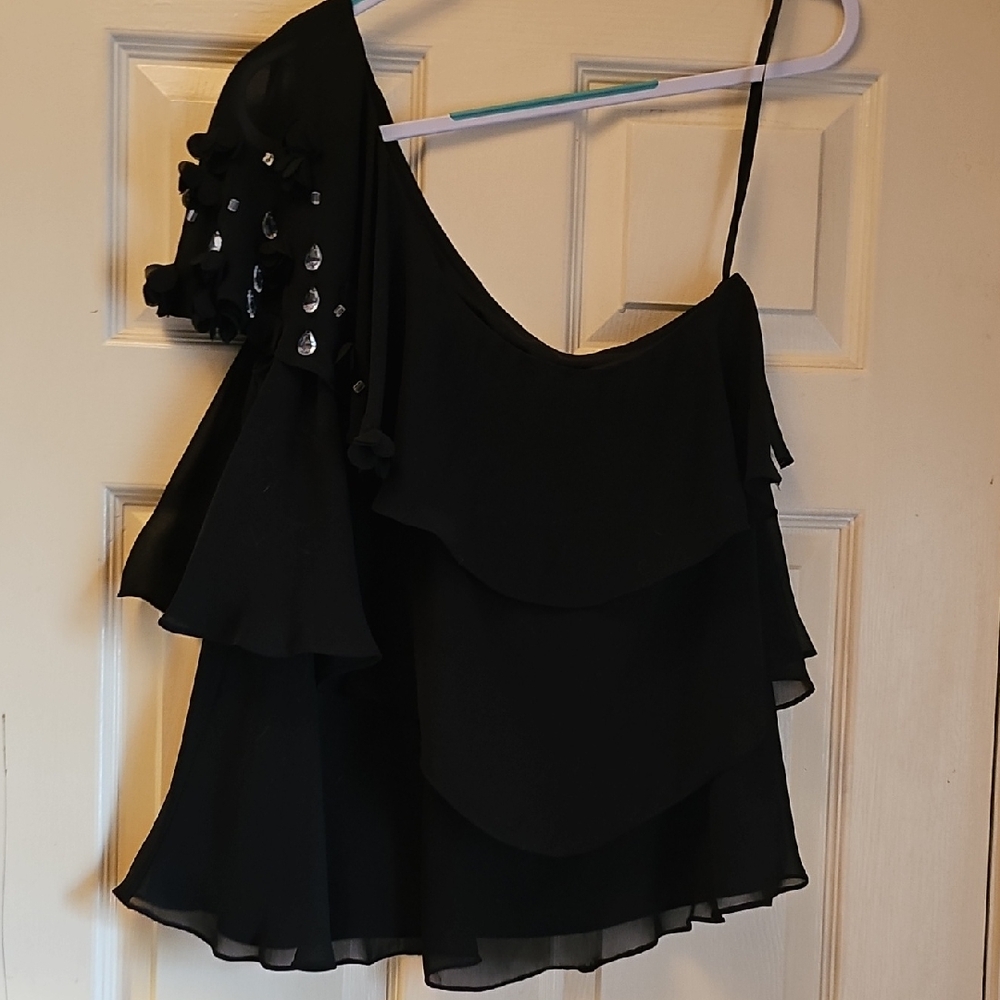 Chic Black One Shoulder Top with Ruffle Detail